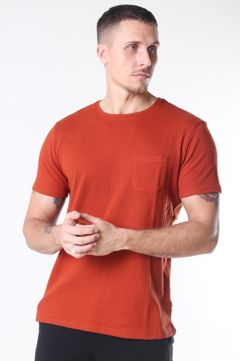 Tailored & Originals Tactis SS T-shirt Picante