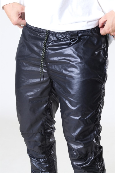 Denim Project Parachute Byxor Black