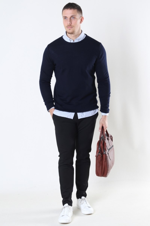 Clean Cut Copenhagen Merino Wool Crew Sticka Navy