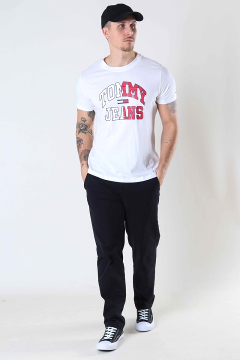 TOMMY JEANS TJM ENTRY COLLEGIATE TEE White