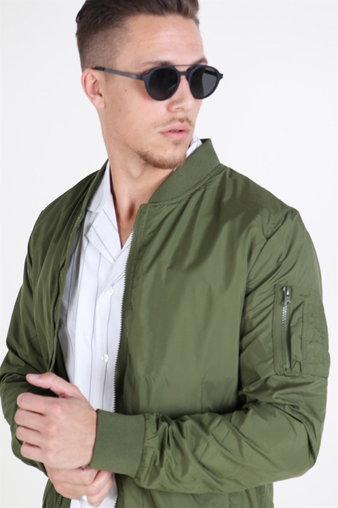 Urban Classics  Light Bomber Jacka Olive