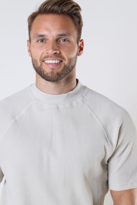 ONLY & SONS ONSKEITH REG WAFFLE MOCK SS 3654 TEE Silver Lining