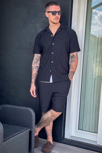 Relax Plisse Resort SS Shirt Black